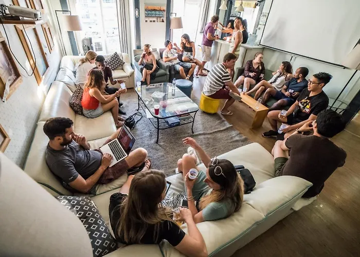 Goodmorning Solo Traveller Hostel Lisboa